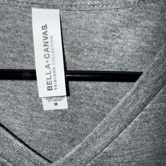 Bella Canvas Gray Short Sleeve Tee with Pig Design - Picture 4 of 5